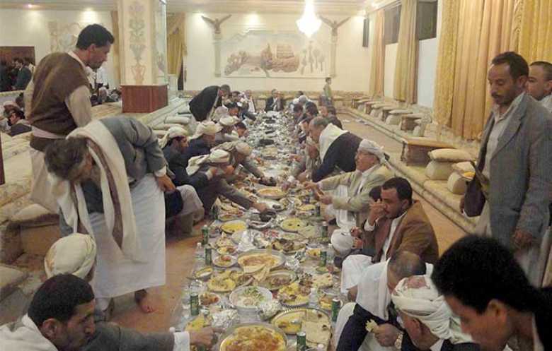 الحرب والغلاء يبددان تنوع المائدة الرمضانية في اليمن
