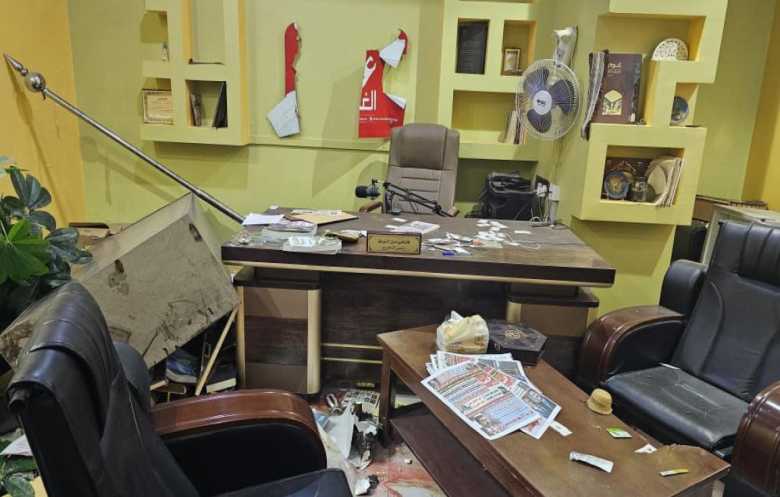 اعتداء مسلّح يطاول صحيفة "عدن الغد" وإصابة صحافيين