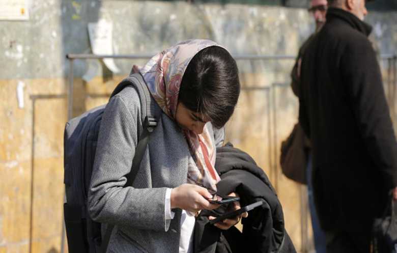 الهجوم على إيران... تذكير بهشاشة الإنترنت