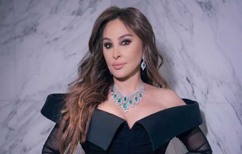 إليسا ترجئ حفلها في الكويت فماذا عن سلسلة الحفلات والرحلات إلى بالي؟