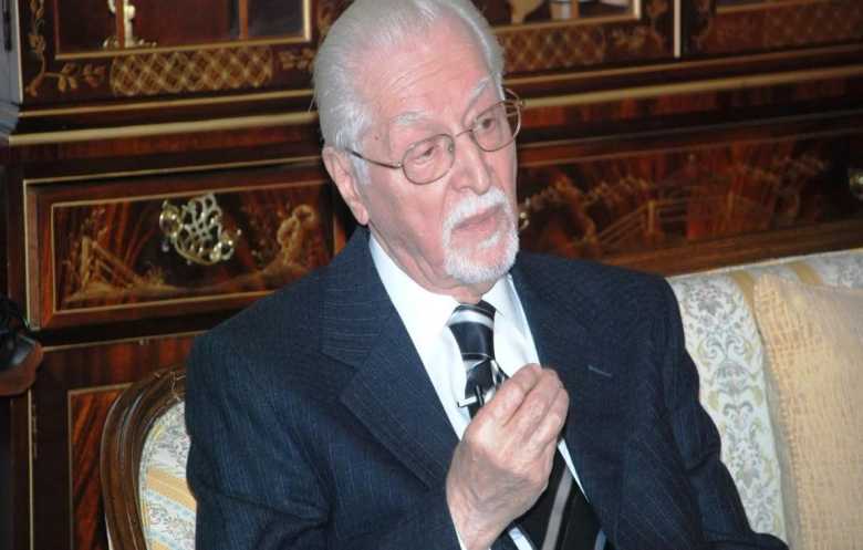 مازن المبارك.. تجديد المعرفة اللغوية وربطها بالتراث