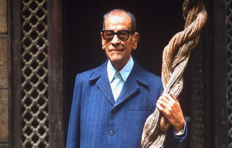 نجيب محفوظ وحدود الاقتباس والتأثر في نصه الروائي