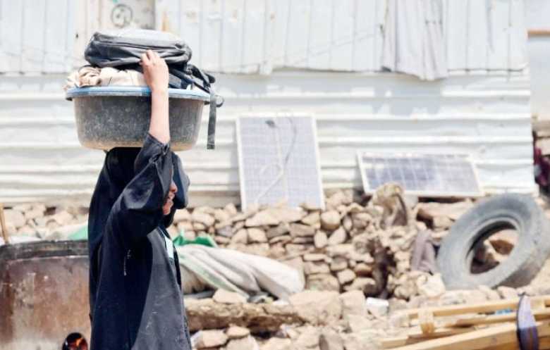 نازحو اليمن تحت النار... الخيام مسارح للموت وصمت دولي مطبق