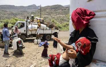 شظايا الصراعات تتطاير على معيشة اليمنيين